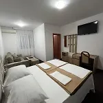 Aura 3* Gnojnice