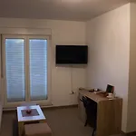 Aura 3* Gnojnice