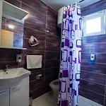 Aura 3* Gnojnice