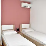 Alojamento de Acomodação e Pequeno-almoço Aura 3*
