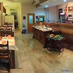 Alojamento de Acomodação e Pequeno-almoço Aura