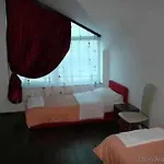 Aura Bed & Breakfast 3*