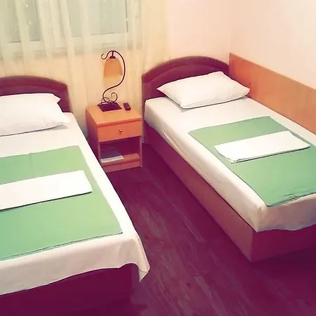 Aura Bed & Breakfast