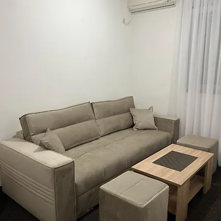 Aura Panzió Gnojnice