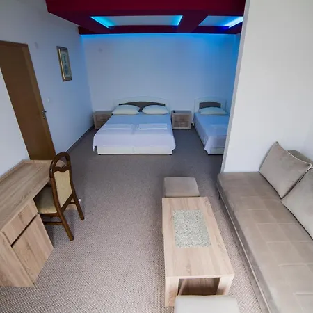 Panzió Aura Gnojnice