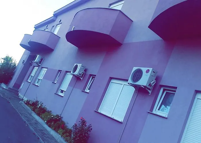 Bed & Breakfast Aura Gnojnice