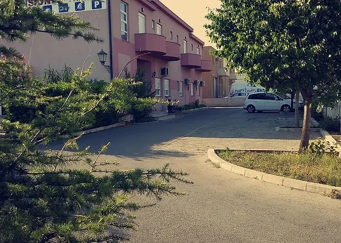 Aura Bed & Breakfast