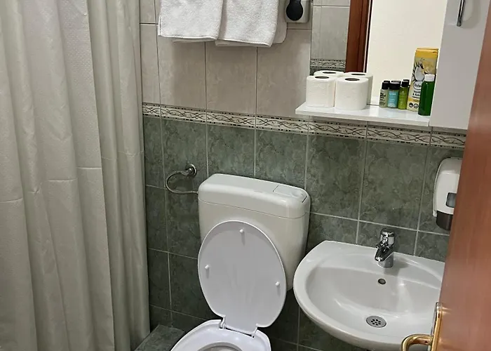 Aura Bed & Breakfast 3*