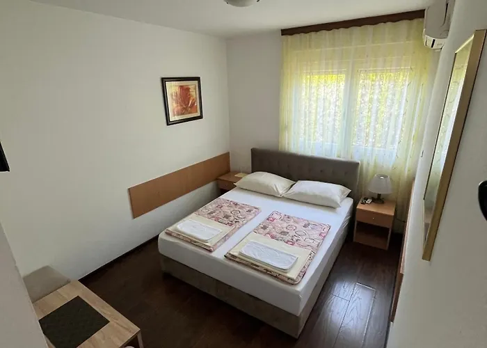 Bed & Breakfast Aura 3*