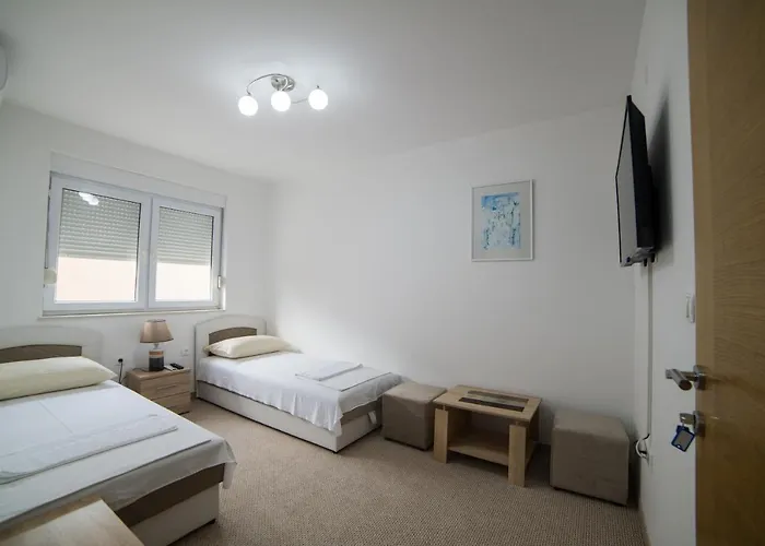 Bed & Breakfast Aura 3*