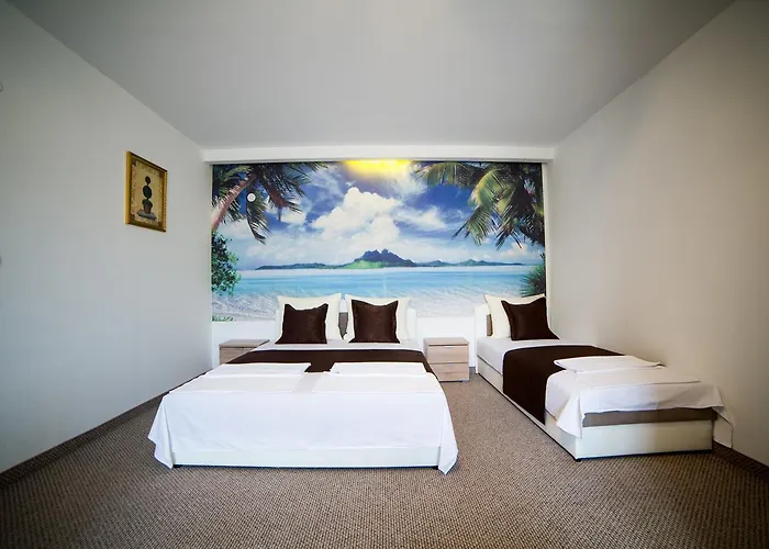 Aura Bed & Breakfast 3*