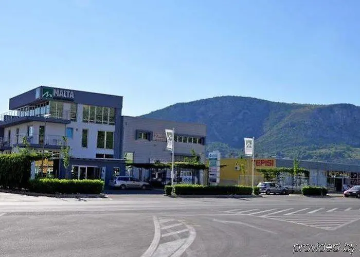 Bed & Breakfast Aura 3*