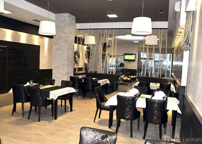 Aura Bed & Breakfast 3*