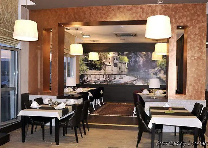 Aura לינה וארוחת בוקר